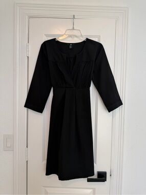 H&M Black Sheath Dress V-Neck Pleated 3/4 Sleeve Dress